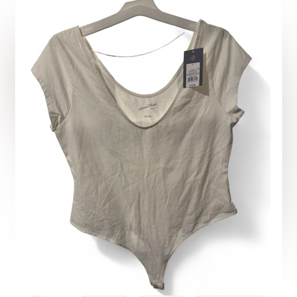 Size Large Universal Thread Women's White Bodysuit